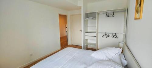 Clermont-Ferrand Apartment | Joli Appart Le Moderne Design