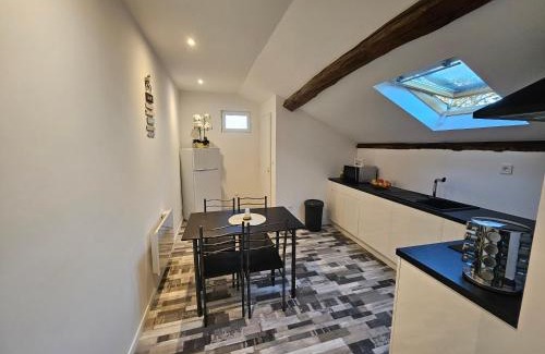 Decize Apartment | Joli appartement mansardé