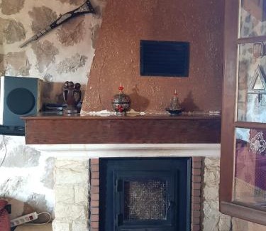 Tigrigra House | Joli Chalet dans une ferme Pour familles exclusivement près ifrane