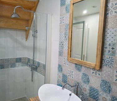 Foix Apartment | Joli duplex avec balcon et vue sur place du centre historique !