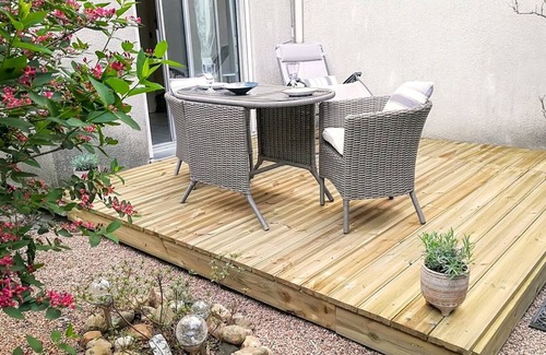 Vieux Vichy Apartment | Joli F1 Classé 3, Jardin Clos +terrasse, Triangle D'or Vichy, 3mn Thermes,parcs