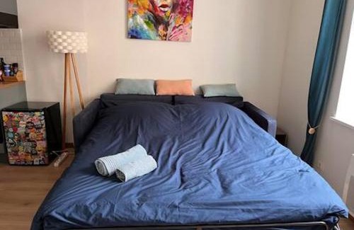 Toul Apartment | Joli studio au rdc avec cour