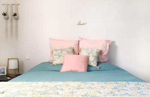 Saint-Claude Apartment | Joli studio zen et cozy au coeur de Saint Claude