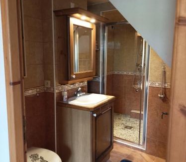Gilly-sur-Isere House | Jolie chambre châlet Chez Marine
