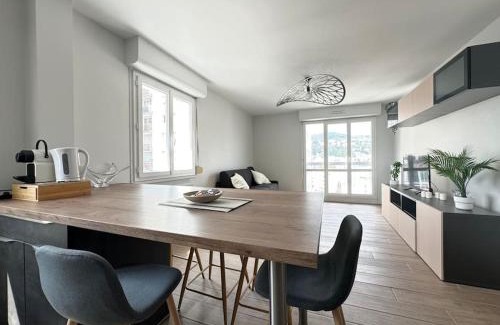 Blatin Apartment | Jolie F3 Berthelot , Tout Equipé - WI-FI , CL-FD Berthelot 10eme
