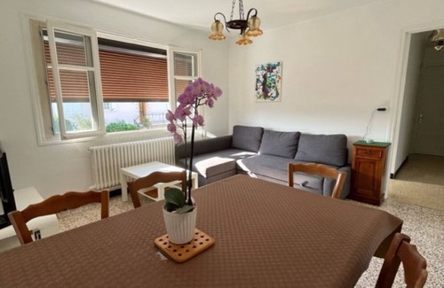 Chateaudun House | Jolie Maison Avec Jardin Arboré