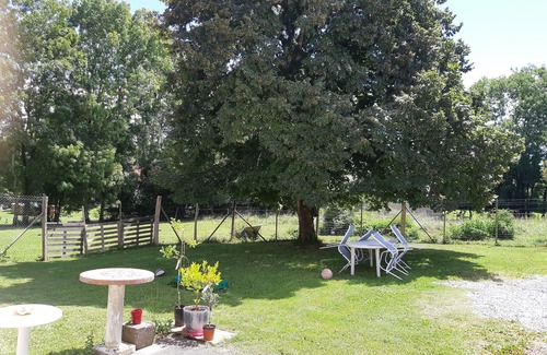 Monein House | Jolie Maison Béarnaise Rénovée Dans un Cadre Verdoyant