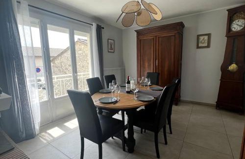 Villereal House | Jolie maison individuelle de Village avec Jardin