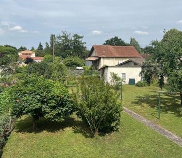 Villereal House | Jolie maison individuelle de Village avec Jardin