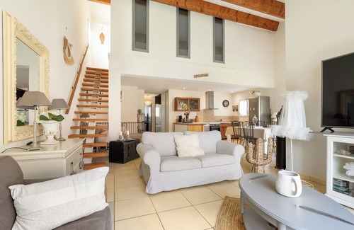 Florensac House | Jolie Villa Très Avec Piscine a 15 Minute de la mer (marseillan .cap D'agde