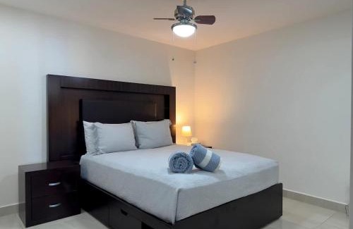 Rosarito House | Jolla Excellence 2bd 2b Pool & Beach