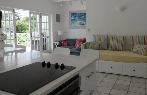 Jolly Harbour Villa | Jolly Harbour, 3 bedroom villa, pool, close to beach and all amenities.