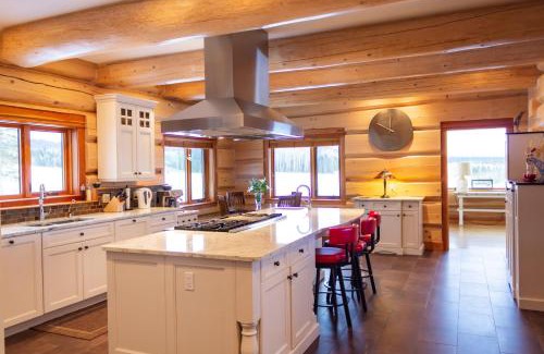 Smithers House | Jollymore Ranch