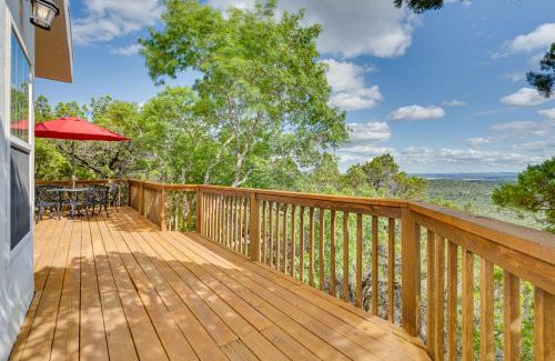 Leander House | Jonestown Retreat with Deck 6 Mi to Lake Travis!