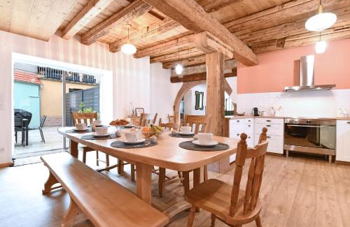 Rorschwihr House | Joseph, Adeline & Nous (Gîte au coeur du vignoble)