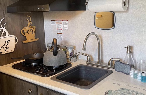Waco House | Joshua's Tree Tiny RV (15 Min From Magnolia and Baylor!!)