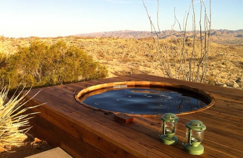 Yucca Valley House | Joshua Tree Green House With Outdoor Hot Tub