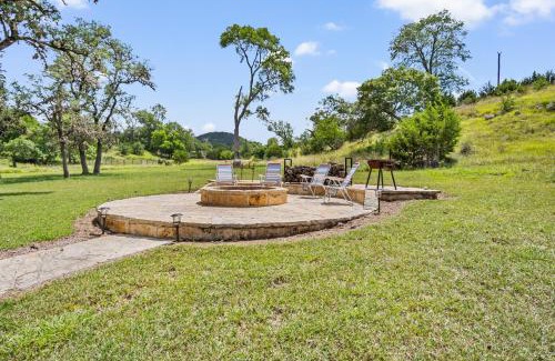 Bandera House | Josietta's Hill Country Hideaway