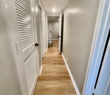 Joslyn Castle Apartment | Joslyn 12-Newly remodeled 1 BDRM