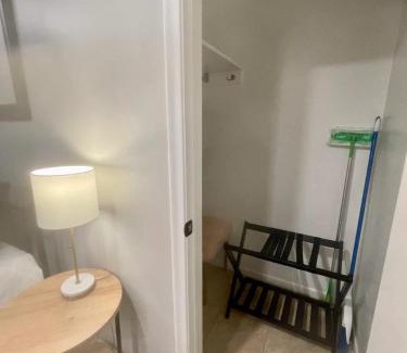 Joslyn Castle Apartment | Joslyn Studio Perfect for 1-2