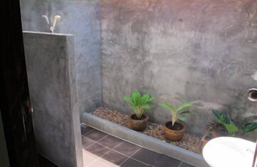Nuea Khlong Hotel | Joy Bungalow