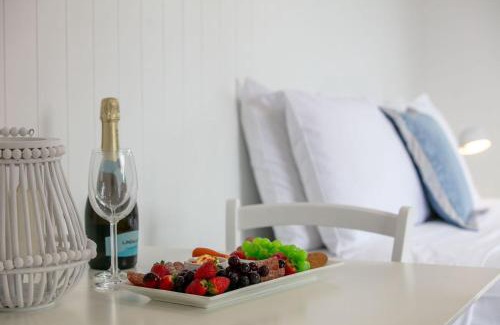 Whangamata House | Joy's Rest Cabin - Whangamata