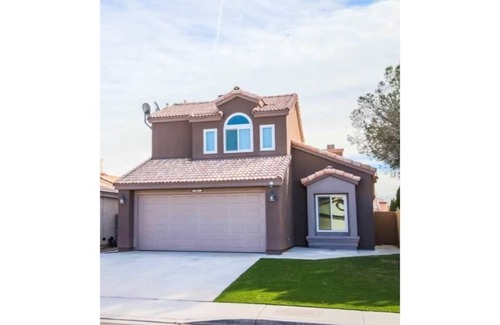 Paradise Valley House | Joyful 3 Bed/3 Bath Home near Airport and Strip