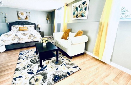 Maplewood House | Joyful 5 bedrooms home