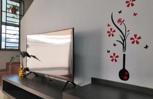 Batu Pahat House | Joyful Homestay Landed House
