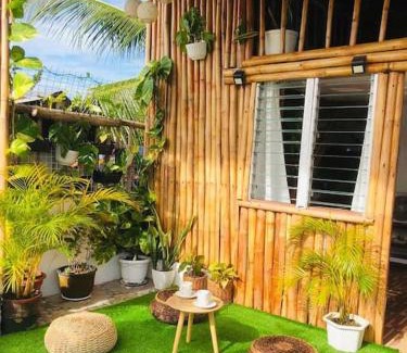 Daanbantayan House | Joyful Hut with Netflix and Perfect Sunrise View Maya, Daanbantayan