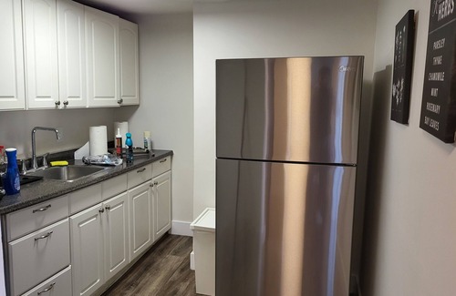 Vanier North Apartment | JstLikeHome - Old Ottawa