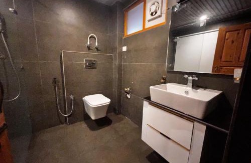 Bhabua Hotel | Jubilant Farm House
