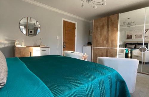 Lansbury House | Jubilee Mews