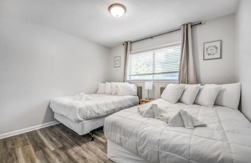 Parkway Village House | Judy Lynn Collective