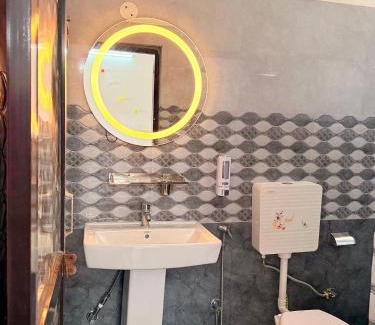 Gunehr House | Jugnu Homestay