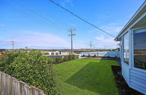 Warrnambool House | Jukes Retreat - Light & bright home ready to enjoy