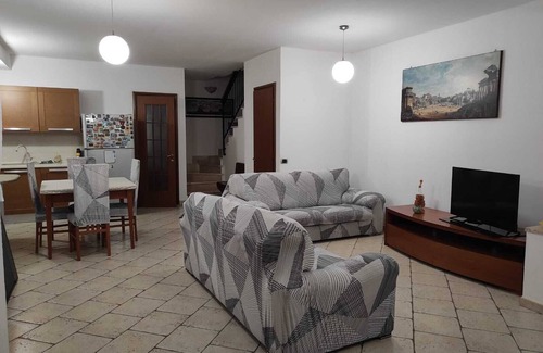 Capoterra House | Julia House
