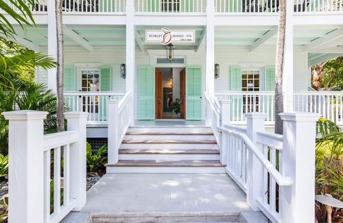 Key West Historic District Condo | JULIE ~ Adult Only, 1st Floor King Bedroom w/Shared Pool, Scarlet Mango Inn!