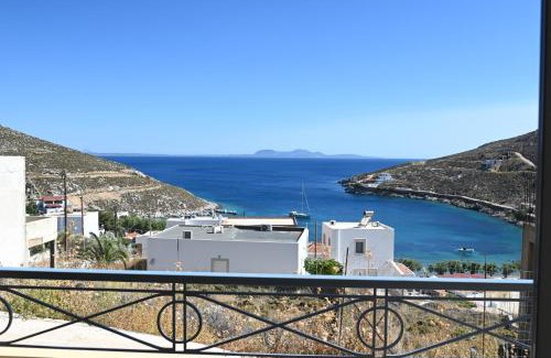 Vlychadia Apartment | Julie's SeaView Apartment