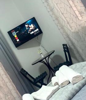 Sud-Ovest House | JULIET N - Rental Rooms Verona