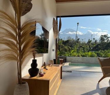 Abang Villa | Julim Aura - Best Agung View