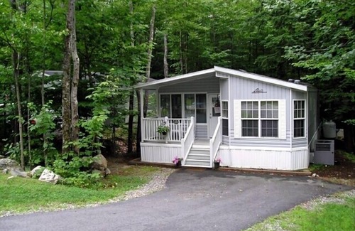 South Casco Cottage | July 4 week open! Walk to beach! BOOK NOW1
