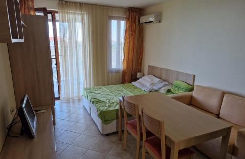 Kavarna Apartment | July Morning A35