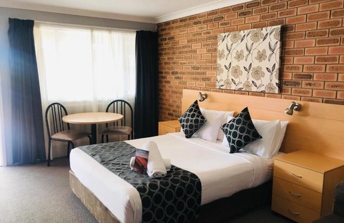 Tenterfield Hotel | Jumbuck Motor Inn