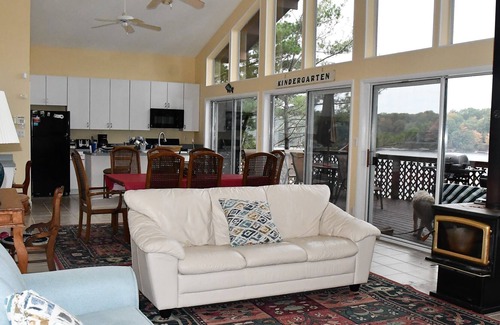 Wellesley Island House | June, Sept & Oct. Rentals 1000 Islands, Lake of the Isles, Wellesley Island