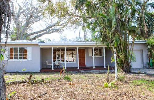 St. Petersburg - Clearwater House | Jungle House