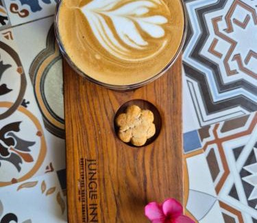 Bukit Lawang Hotel | Jungle Inn Bukit lawang