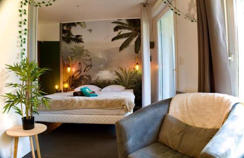 Albertville Apartment | Jungle Room - La Cabane