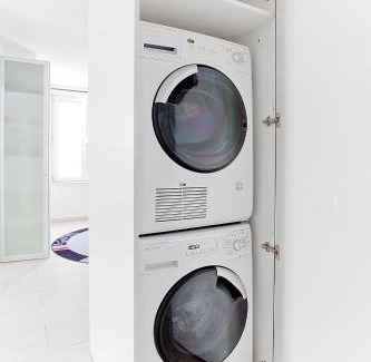 Sihlfeld Apartment | Junior Suite Apartment by Livingdowntown