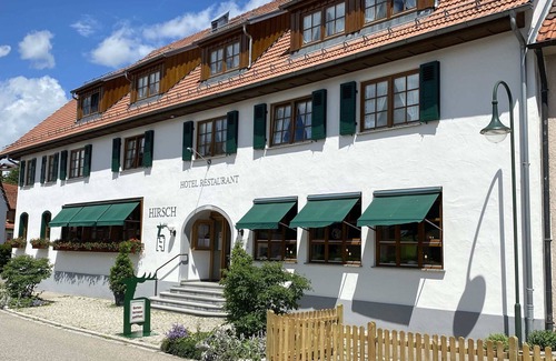 Erpfingen Apartment | Junior suite Wiesenberg, 28 sqm, bathroom with bathtub